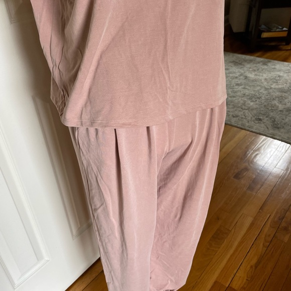 NWOT EXPRESS LOUGE  SET - Picture 8 of 12